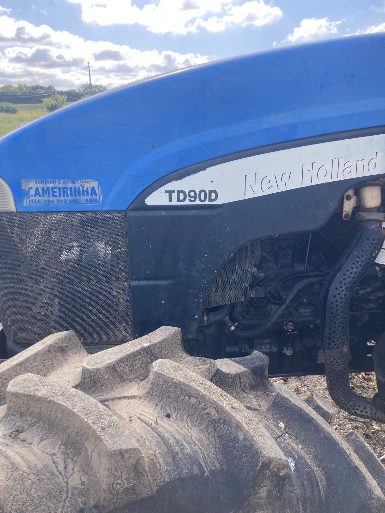 Trator New Holland TD 90 4x4 (Abril 2008)