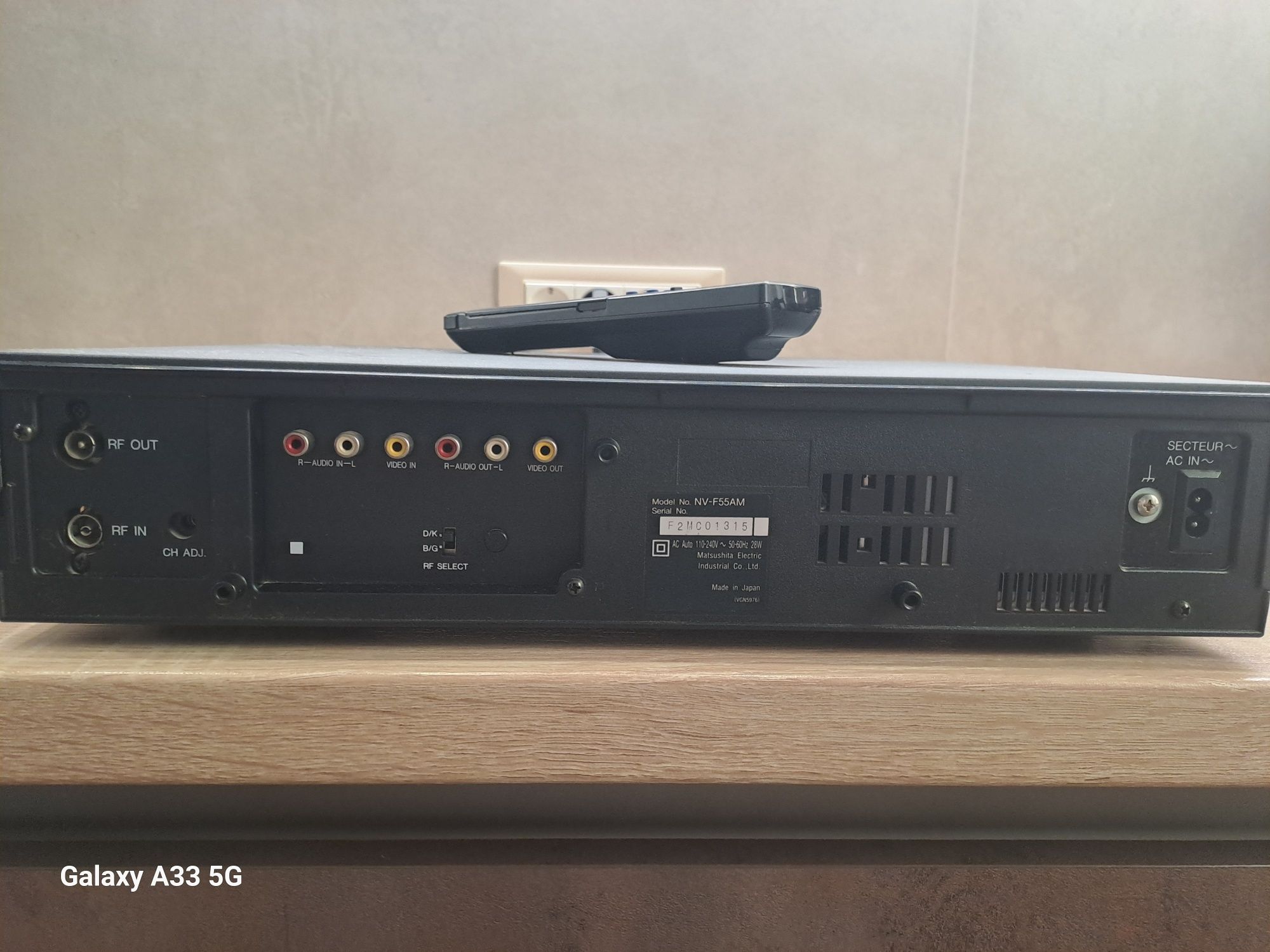 Продам видеомагнитофон Panasonic NV-F 55
