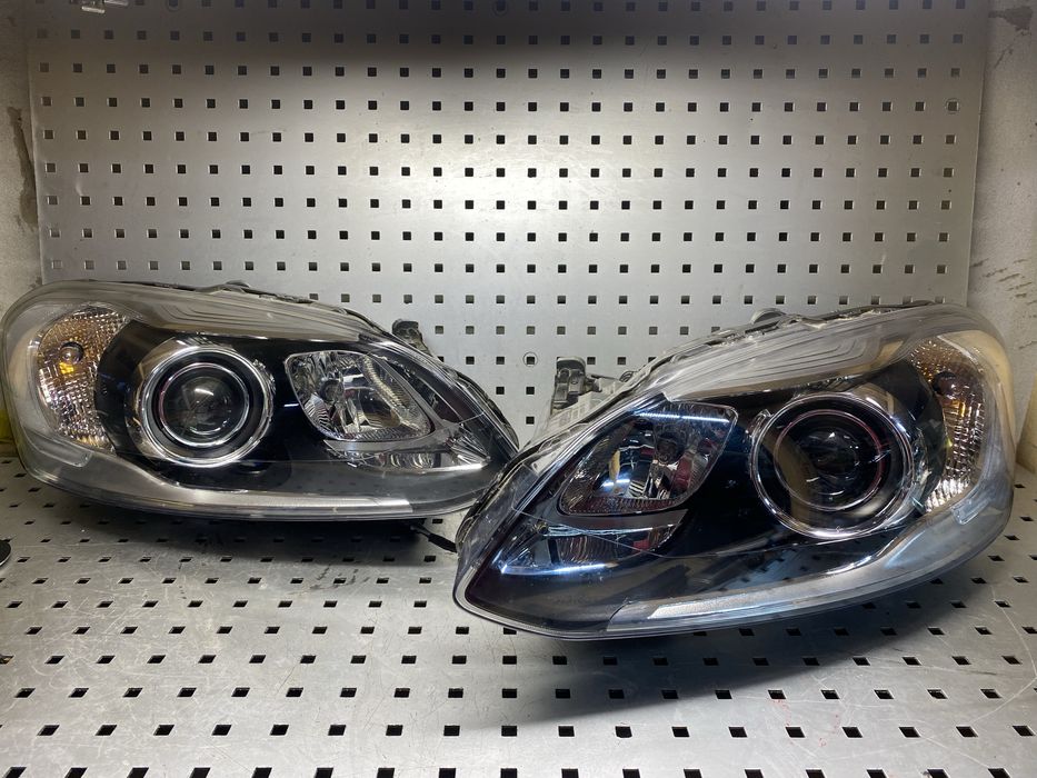 Volvo xc60 фара ліва права лампа передняя 2013-2017 рестайл