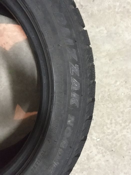 Bridgestone Зимова гума автомобільна