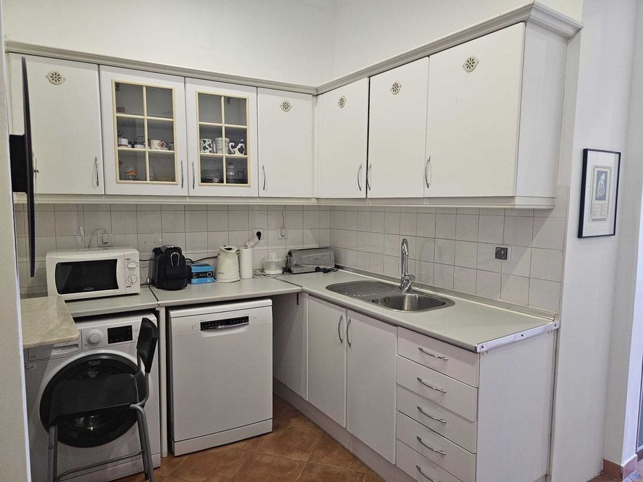 T1+1 Areeiro Mobilado