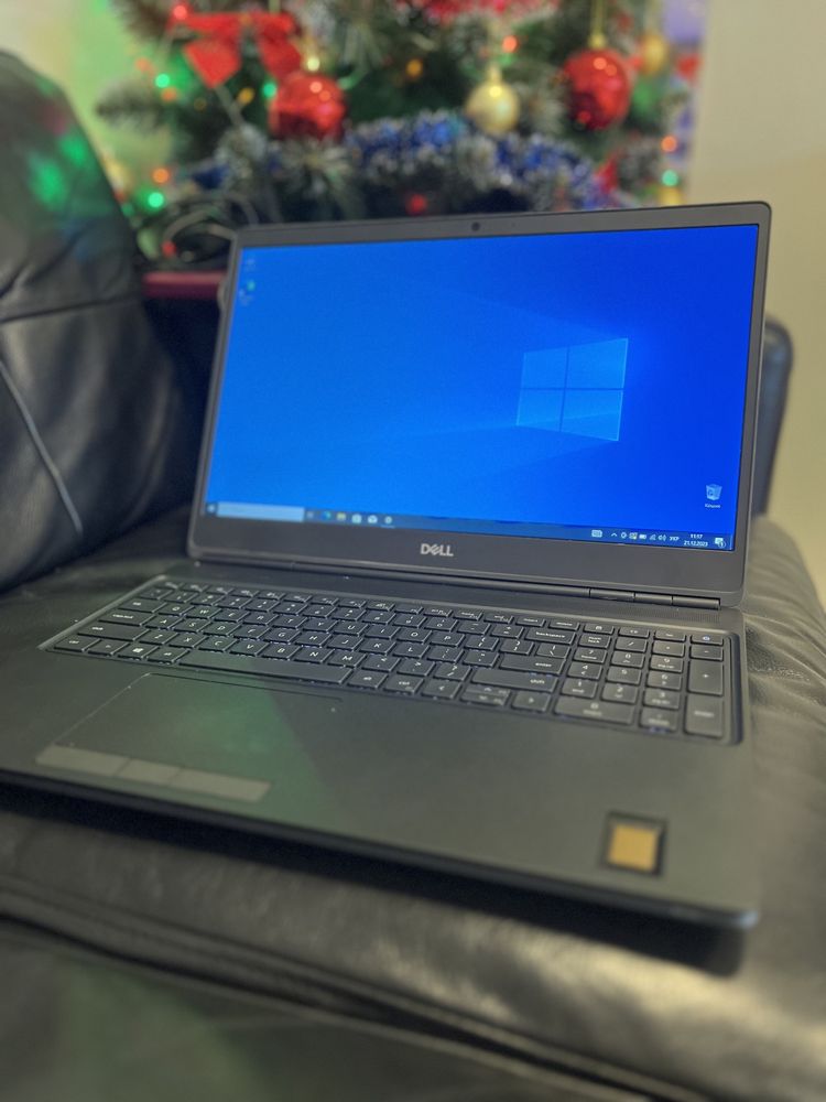 Dell Precision 7560 i7-11850H 32 GB RAM 500 GB Nvidia Quadro T1200