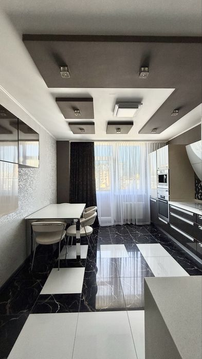 Продаж шикарноі квартири в преміальному ЖК «Сонячна брама»