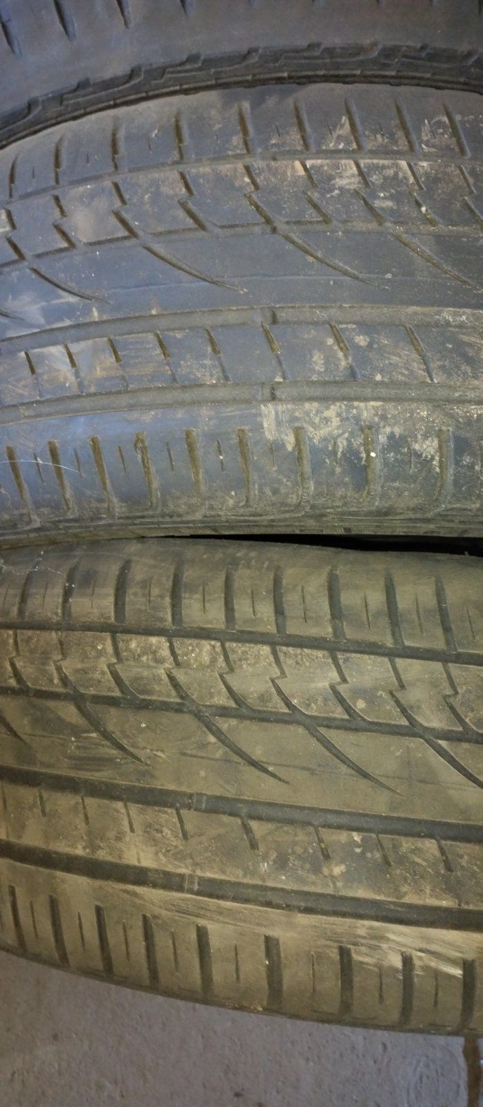 Продам резину летнюю 205/50 R20