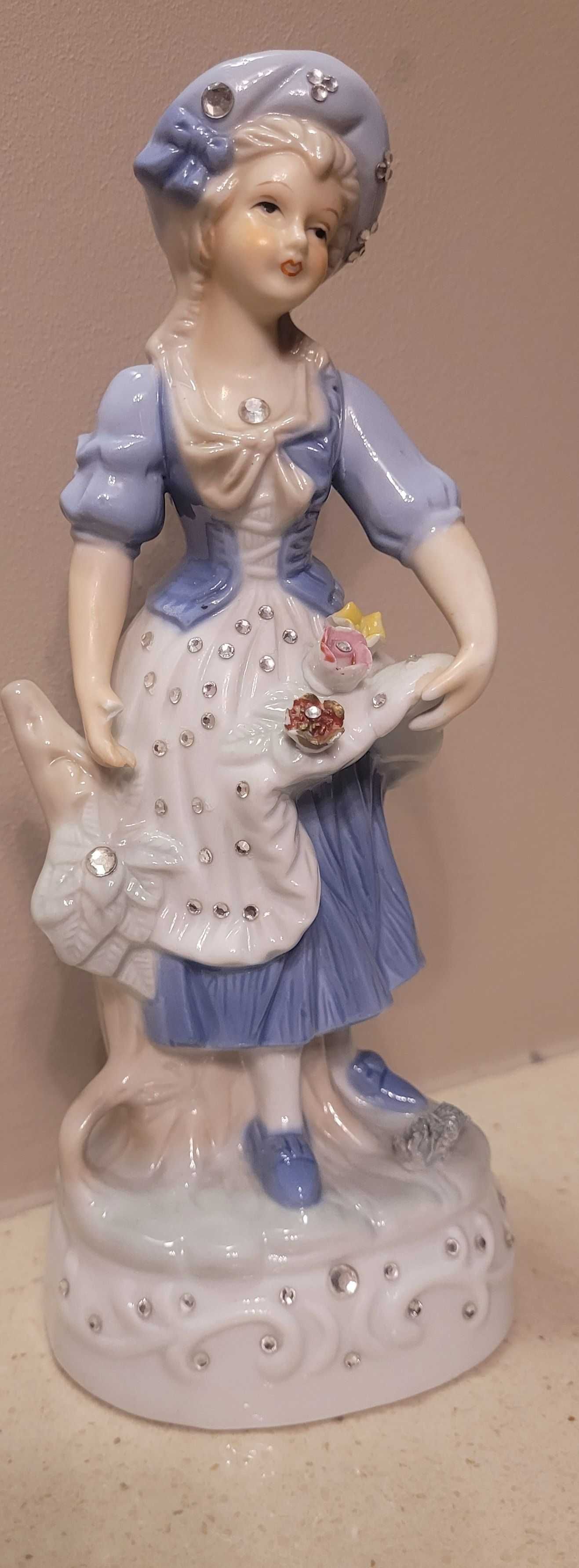 Porcelanowa DAMA z kapeluszem Sygnowana Capodimonte Swarovski