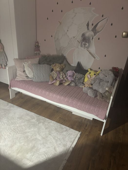 Meble dla dziewczynki marki Pinio