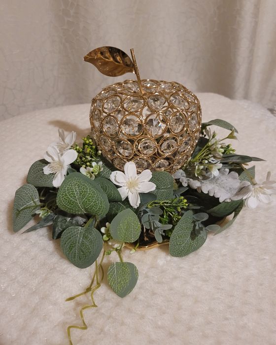 Dekoracja na paterze w stylu glamour