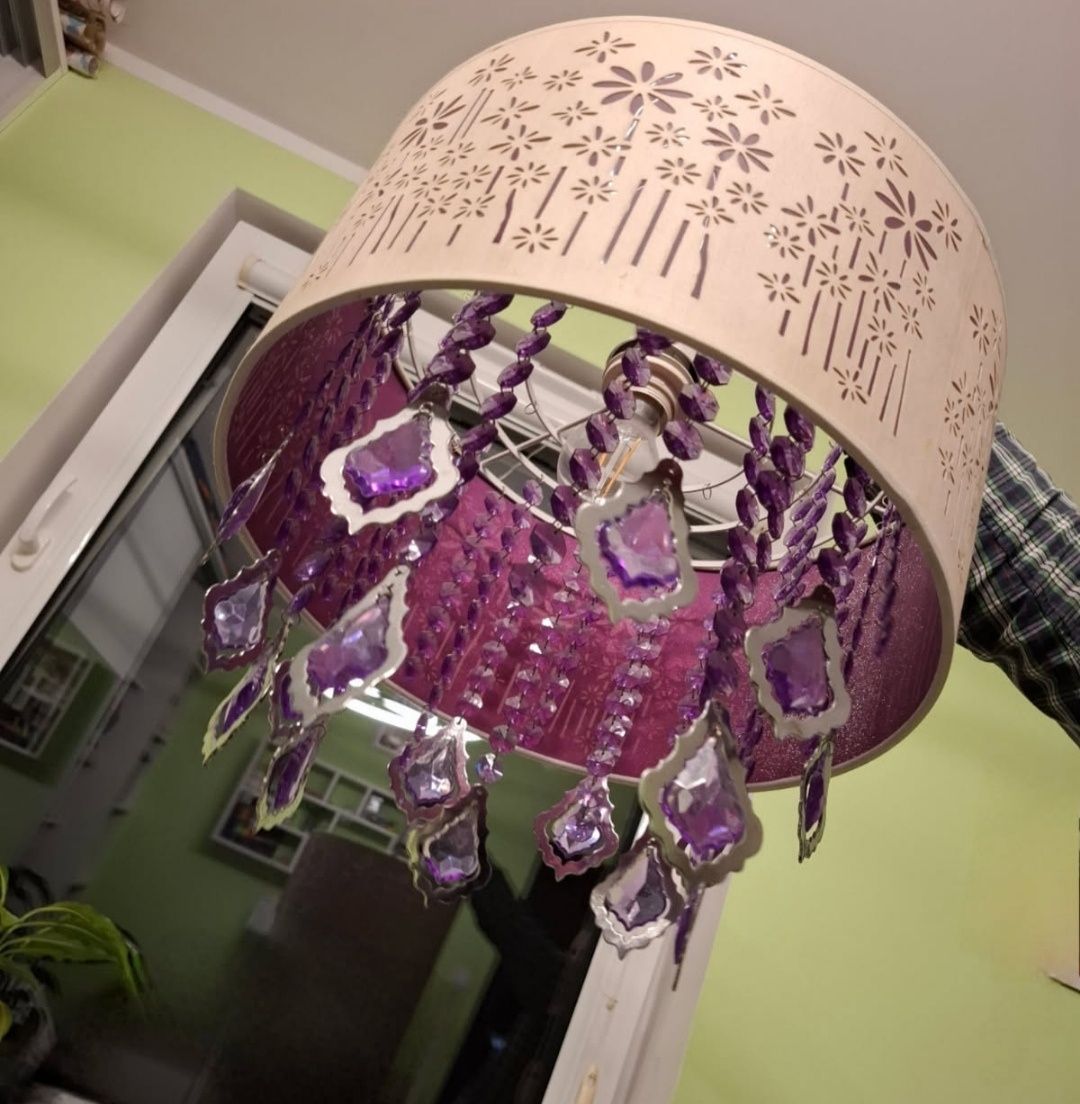 Lampa wisząca z kryształkami
