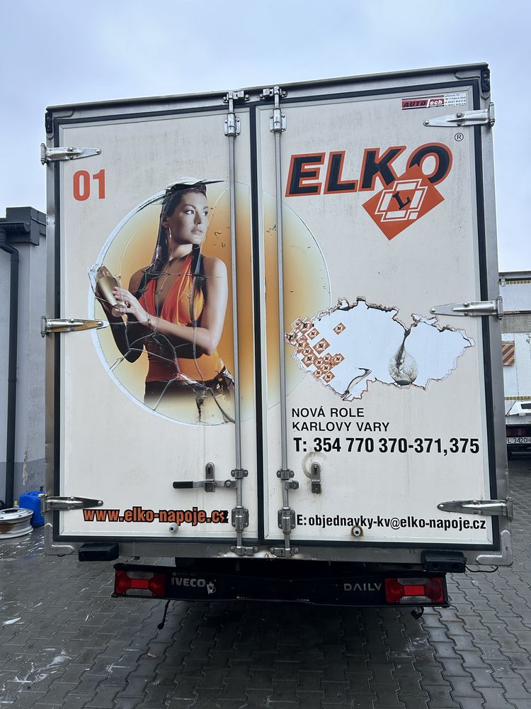 Kontener Izoterma Chlodnia Zabudowa Magazyn Iveco Daily Magazynek