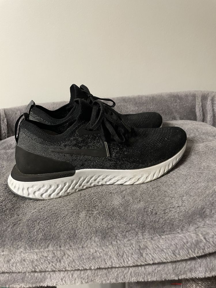 Nike Epic React Flyknit