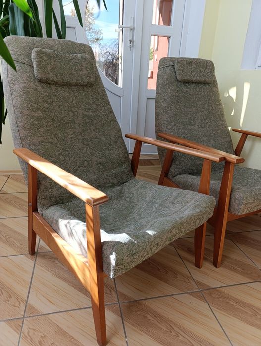 Продаються крісла!