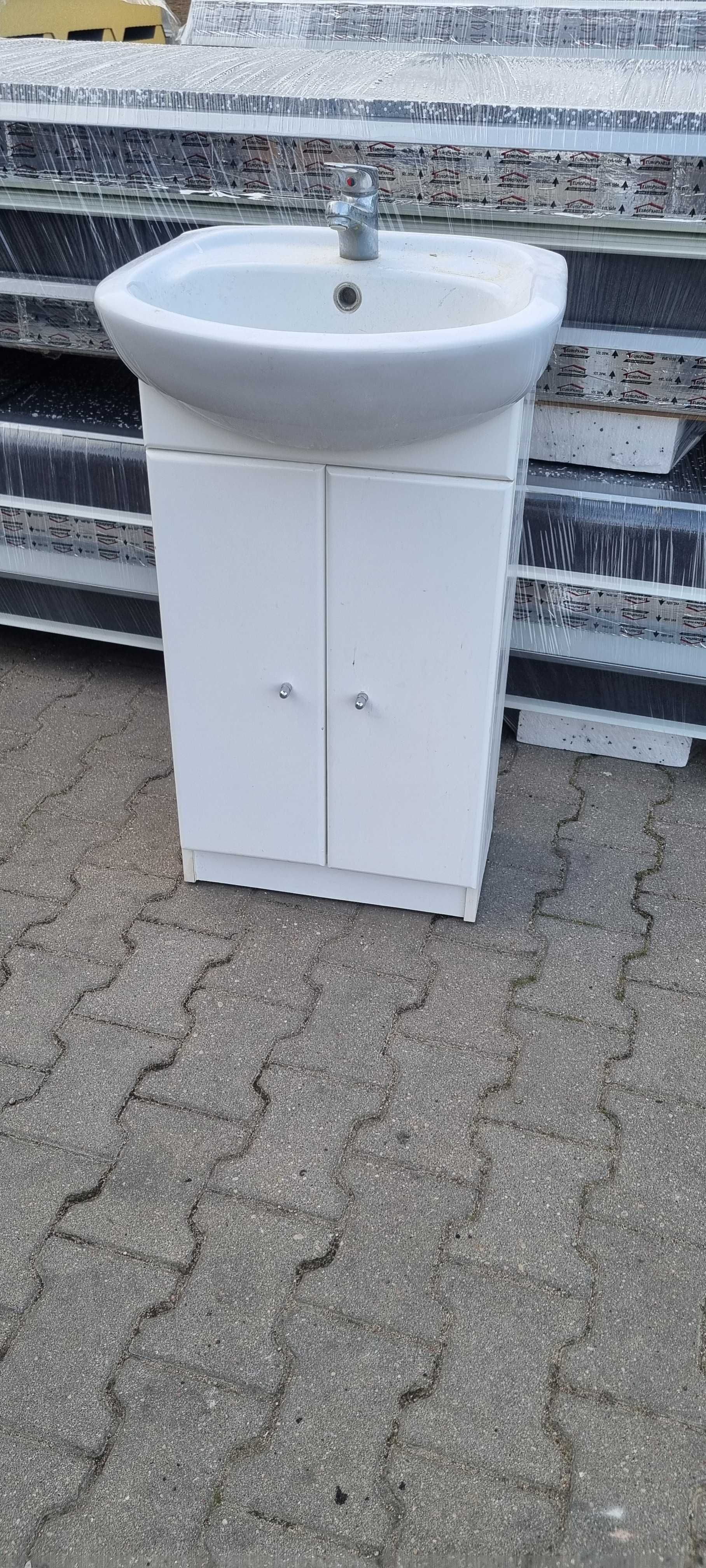 Szafka z umywalką