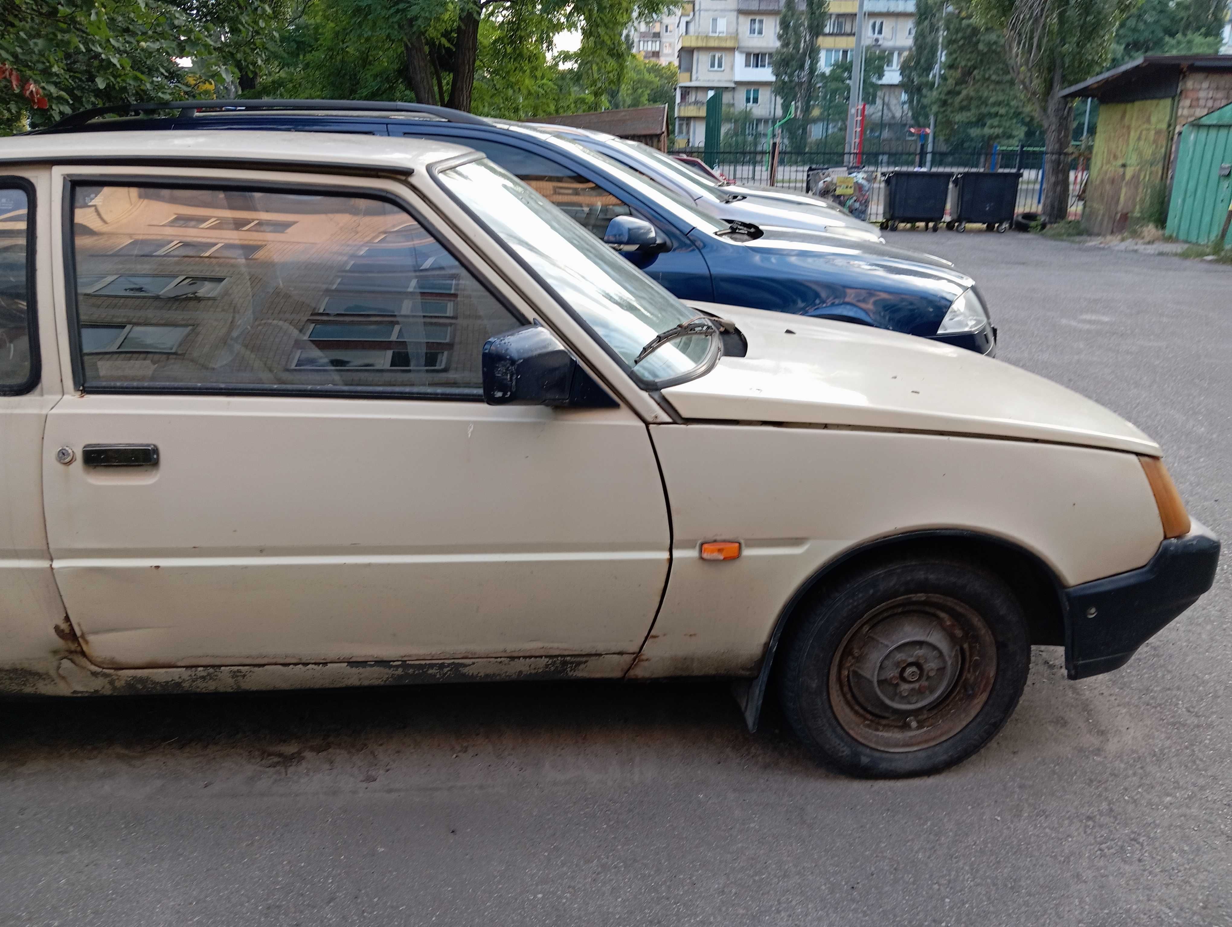 Продам машину после аварии. Таврия Нова.