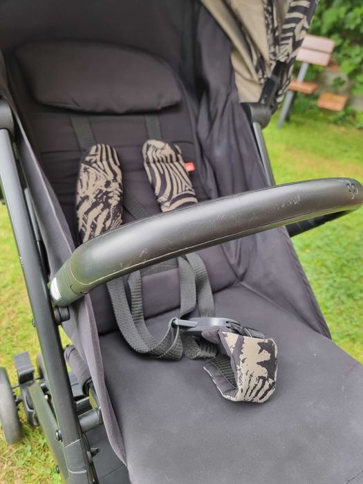 Wózek spacerowy GB QBIT + ALL TERRAIN SPACERÓWKA czarny zebra