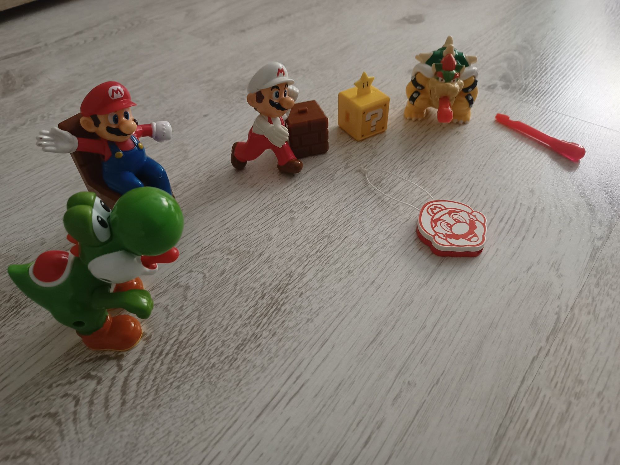 Figurki z bajki Super Mario Bros