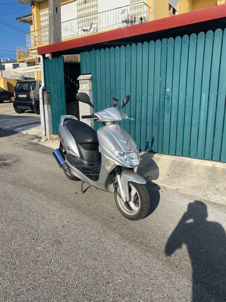 Moto 50 cc vitality funcionando perfeitamente