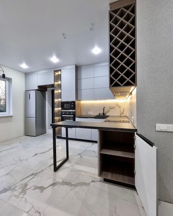 Кухня на замовлення замовлення.  Меблі під замовлення