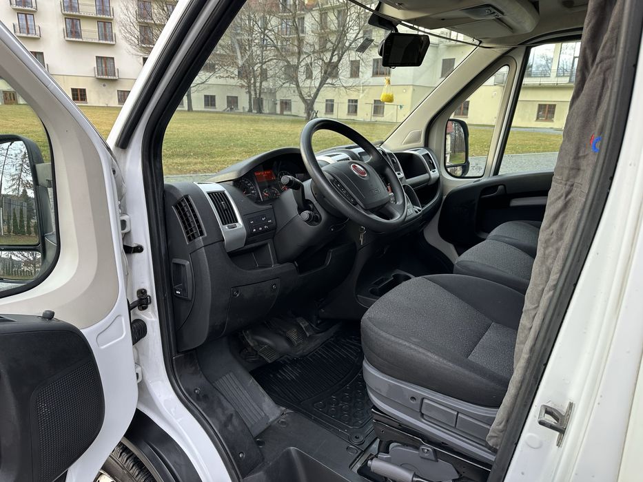 Wynajem Fiat Ducato 2.3 diesel Maxi 180 koni plandeka 9 palet.
