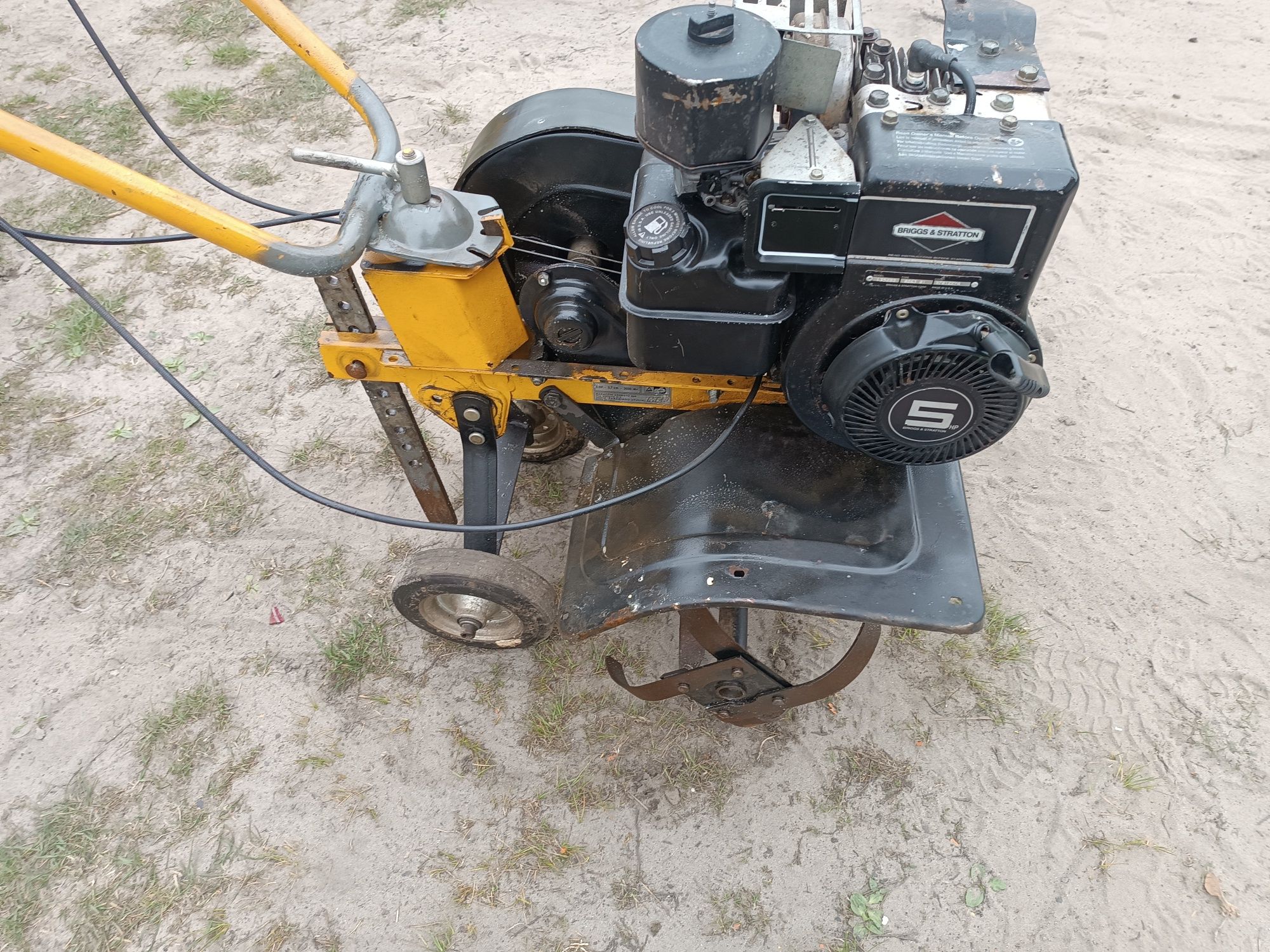Glebogryzarka spalinowa ogrodowa silnik 5km. Briggs & Stratton