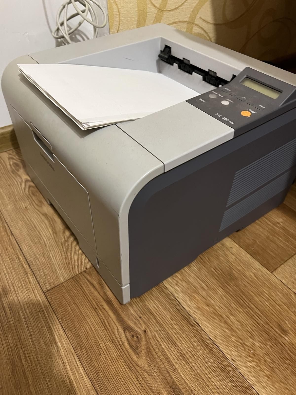 Лазерный принтер Samsung ML-3051N + картридж
