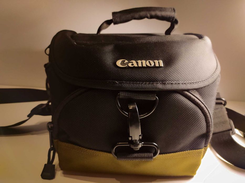 Canon EOS 1300D + Akcesoria