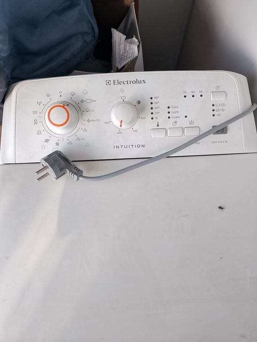 Пральна машина Електролюкс