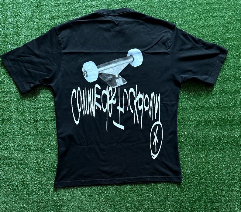 Футболка comme des FUCKDOWN