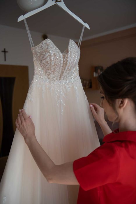 Zjawiskowa suknia ślubna