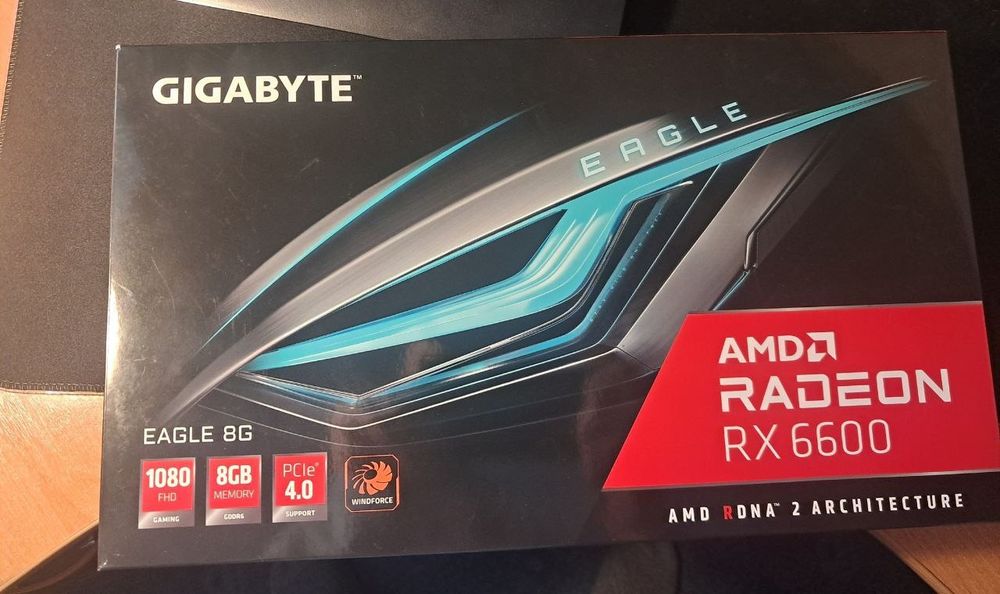 Продаю відеокарту Gigabyte Radeon RX6600 (8 гігабайт)