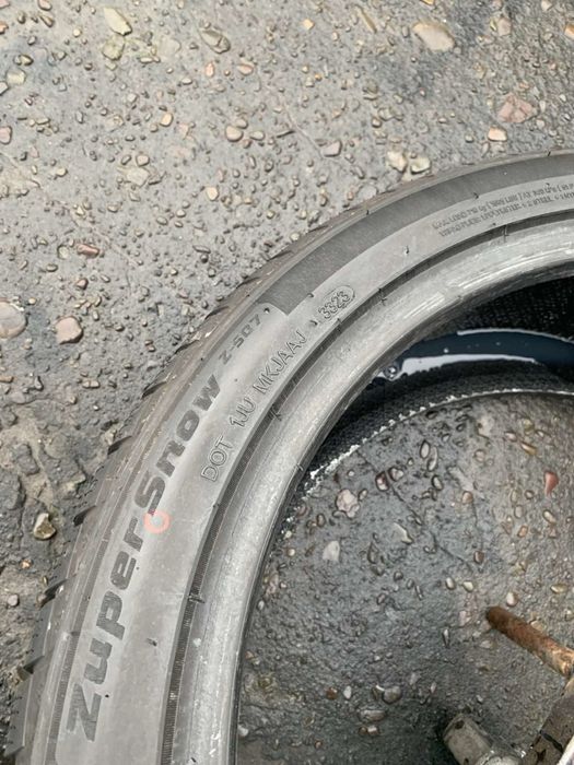 Шини 235/40 R19 Goodride 2023p зима 6,7мм