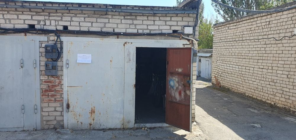 Гараж АГК "Бугский"