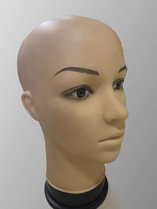 Продам головы  манекены