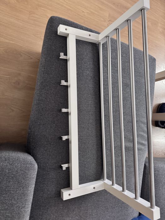 Wieszak ikea do przedpokoju