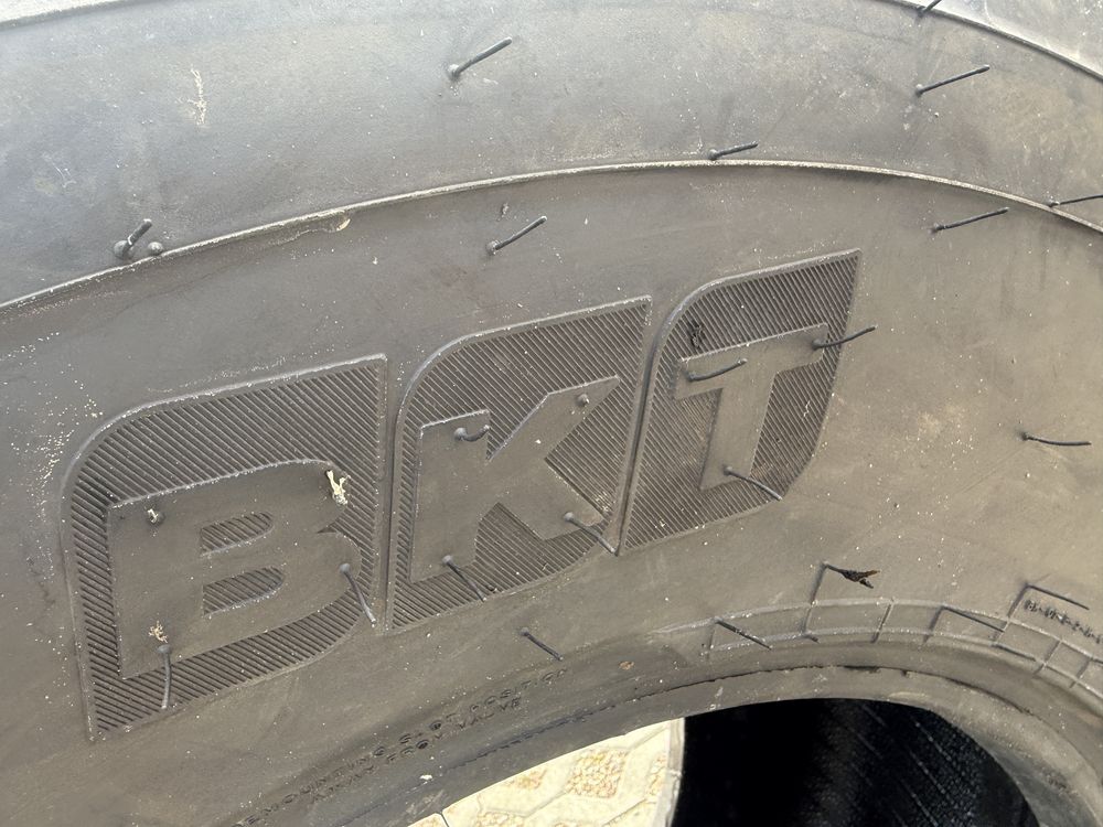460/70r24 17.5r24 BKT Multimax MP527 Ładowarka
