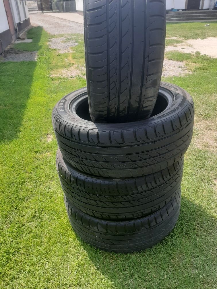 225/50r17 letnie