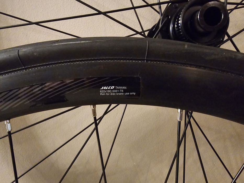 Koła Szosowe Szosa Gravel 28 Merida Expert CW DISC