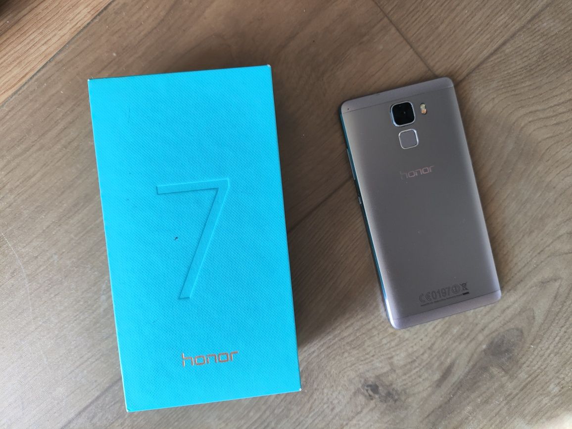 Honor 7 16Gb Szary W bardzo dobrym stanie