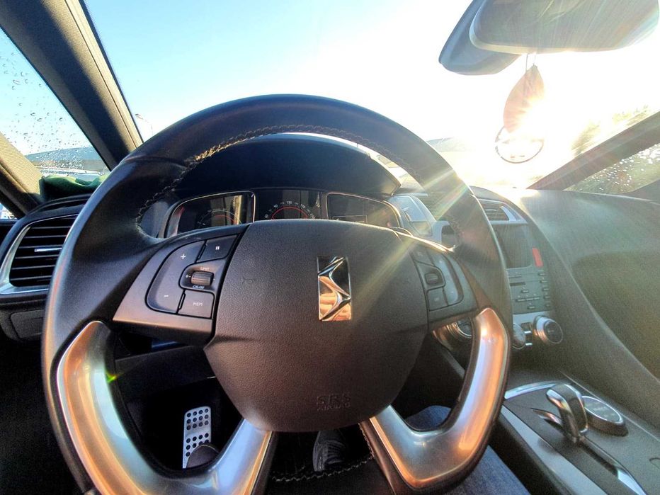 DS5 Híbrido 2.0 HDi – 2014 – Importado da Alemanha – Excelente estado!