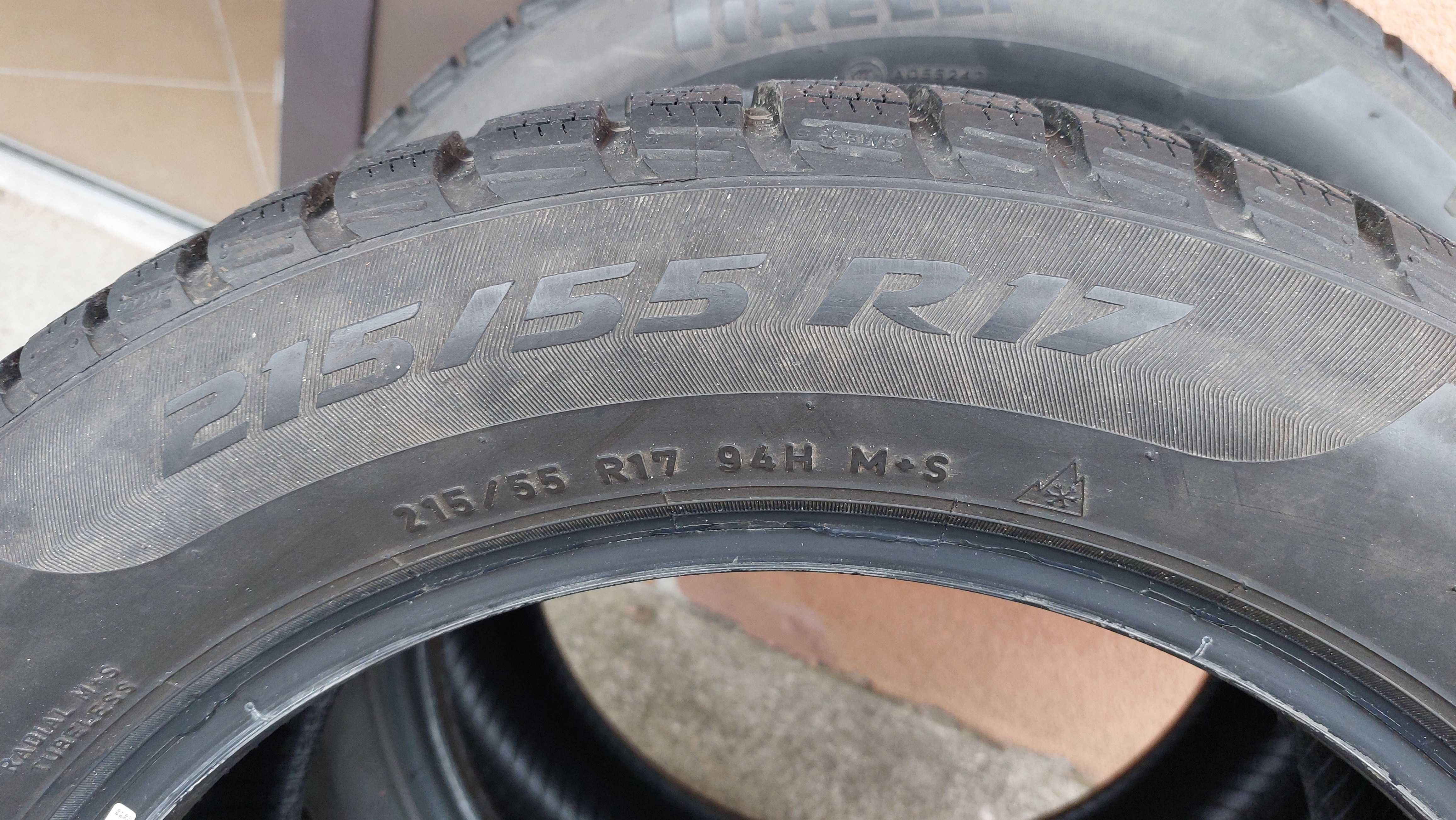 4 sztuki Pirelli Sottozero 3 215/55R17 94H Seal Inside 2020r.