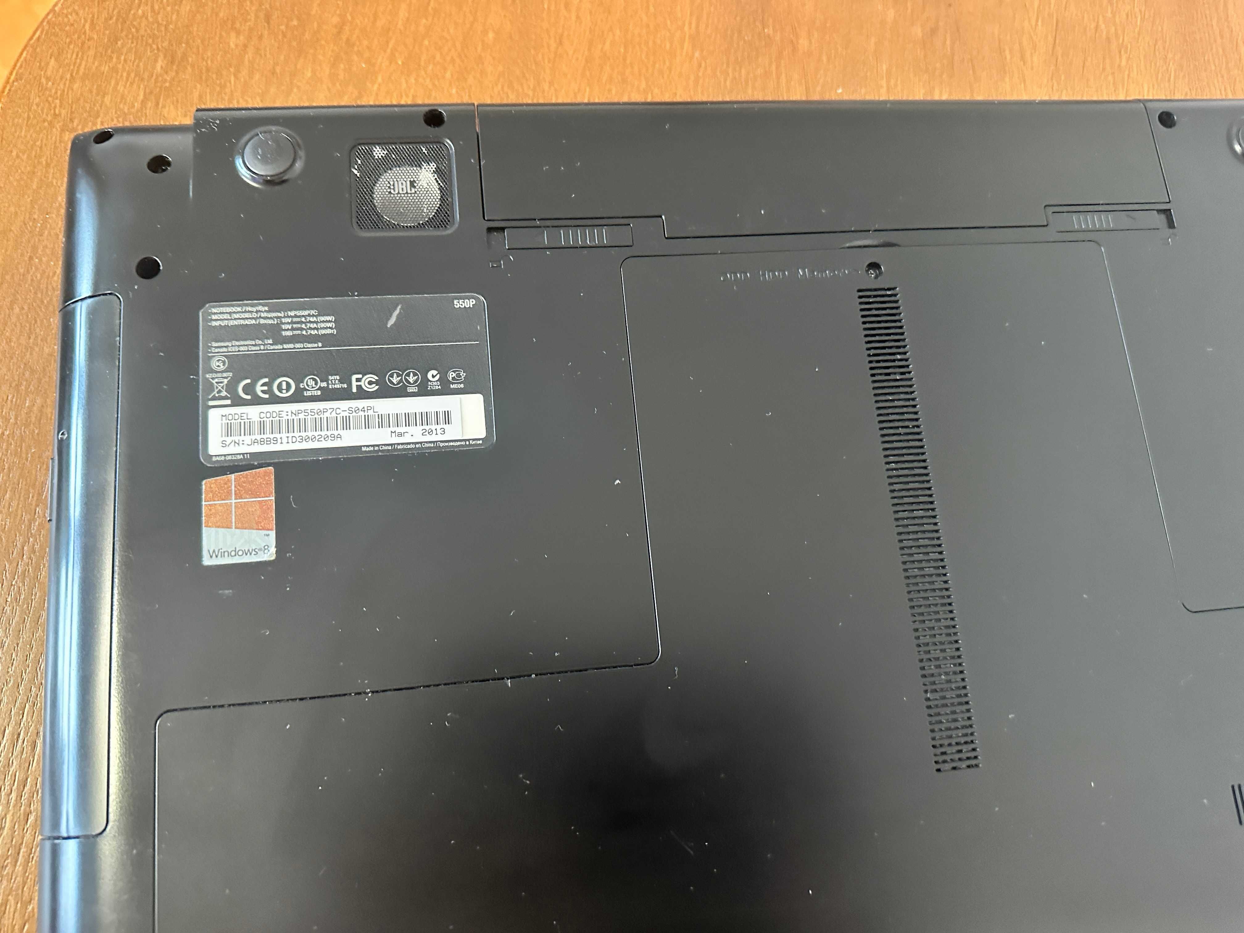 laptop samsung model NP550P7C-S04PL