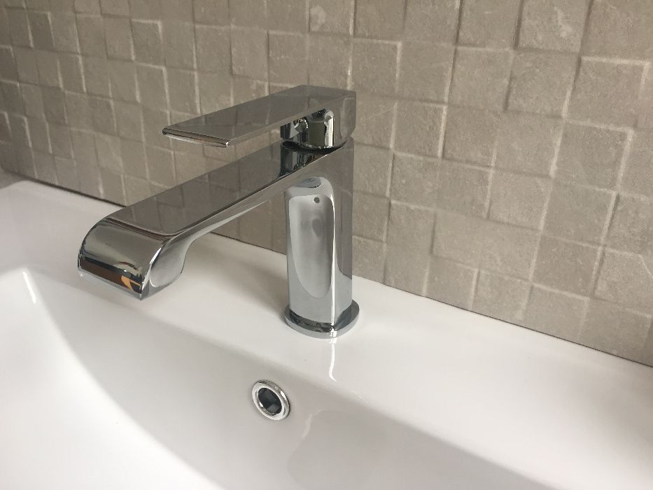 Torneira monobloco lavatório