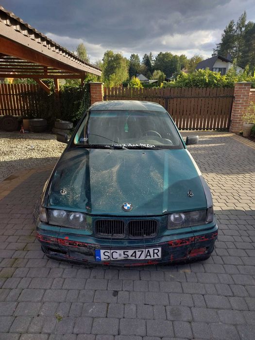 BMW E36 320i wojownik