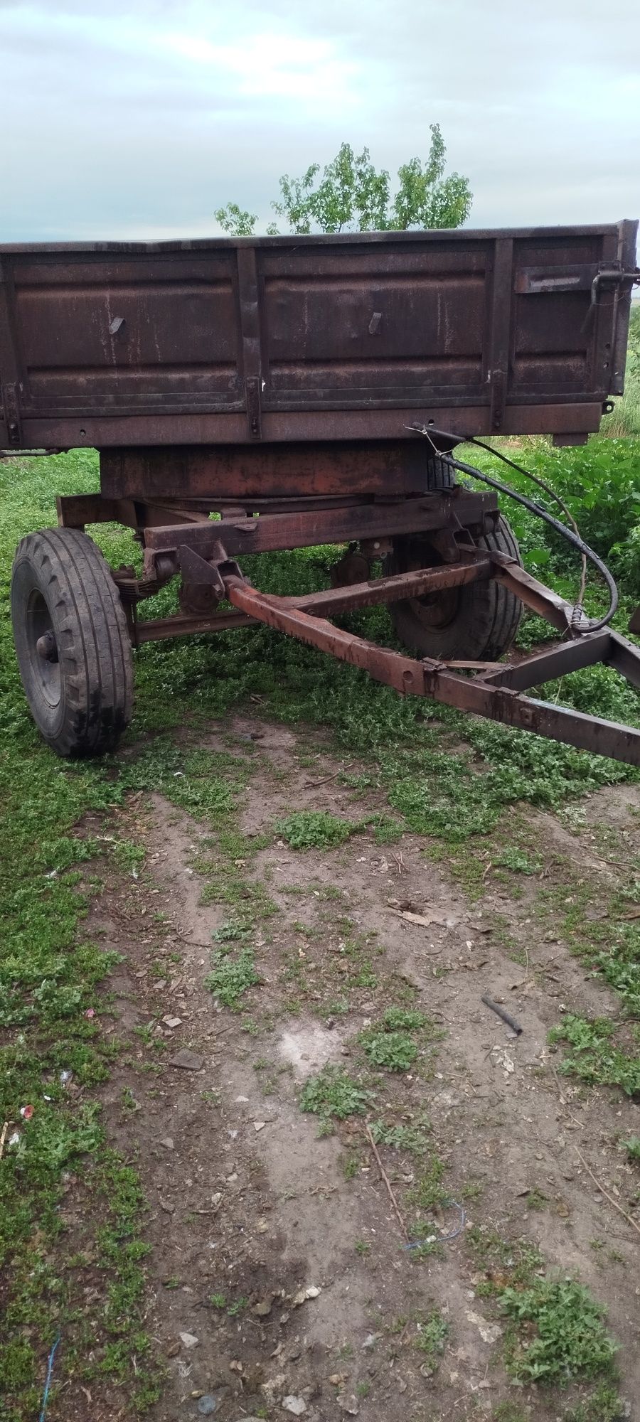 Продам прицеп в нормальном состоянии