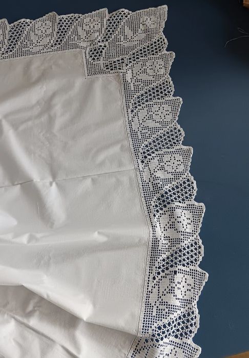 Lençol branco 100% algodão de cama individual.