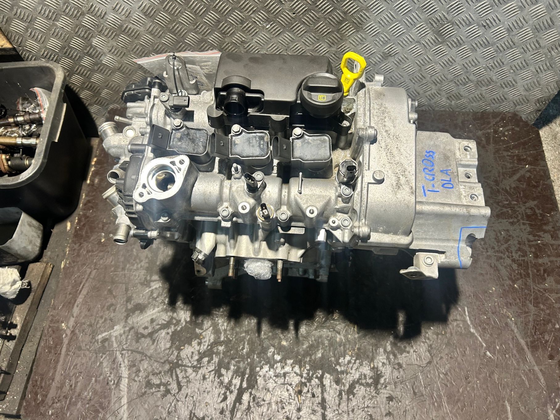 VW T-Cross silnik motor DLA 1.0TSI