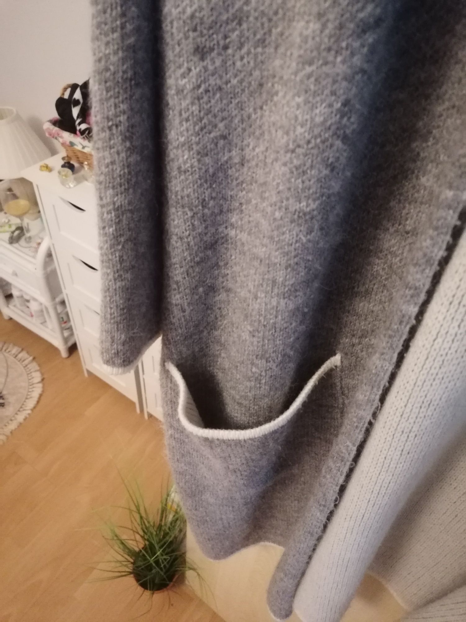 Długi szary sweter kardigan XL akryl poliamid moher stan idealny
