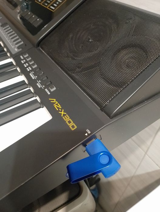 Casio aranger MZ -x 300 Pilnie sprzedam.Cena do uzgodnienia.