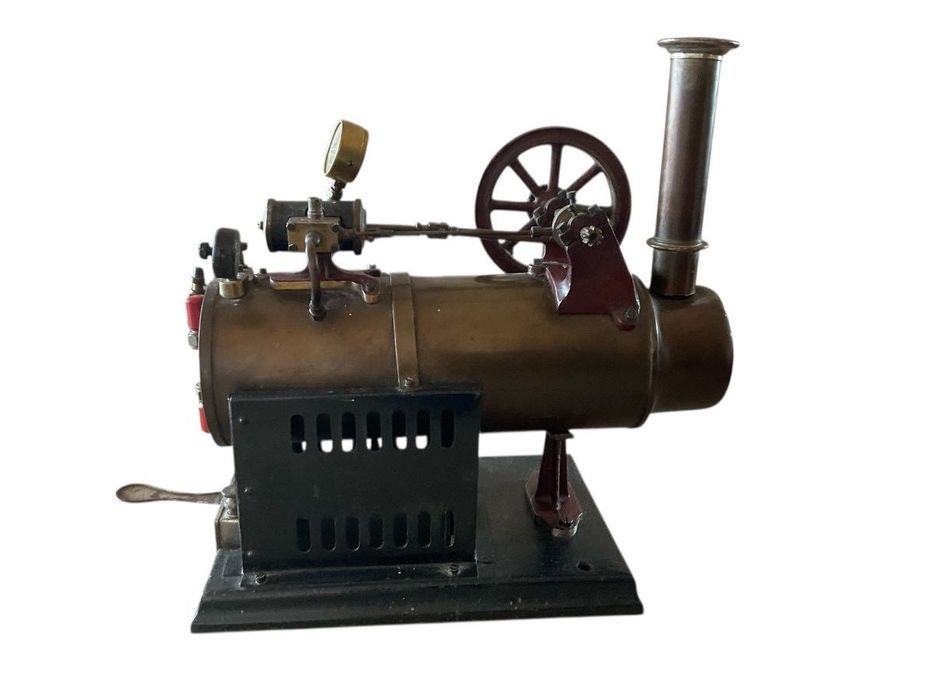Rara antiga máquina a vapor