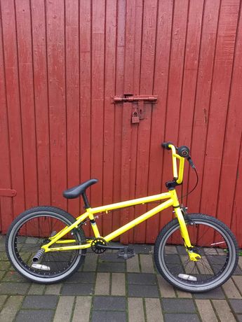 Rower BMX diamondback + pegi