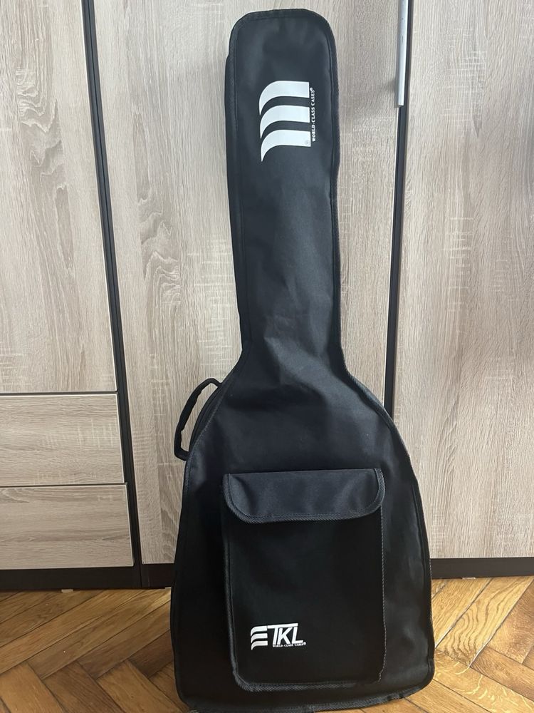 Gitara Yamaha F-310  z BOSS TU-80